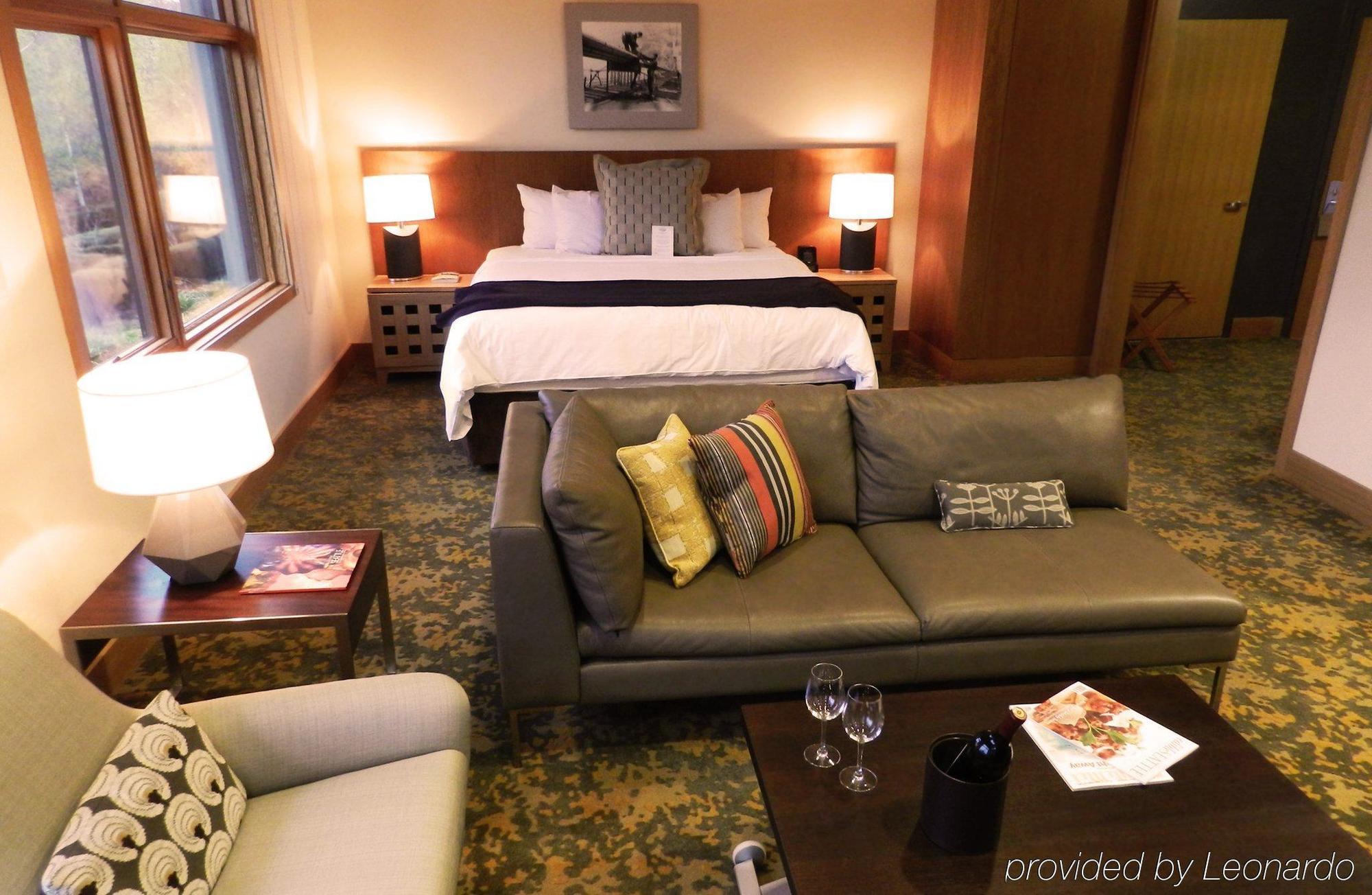Cedarbrook Lodge Сиатак Екстериор снимка